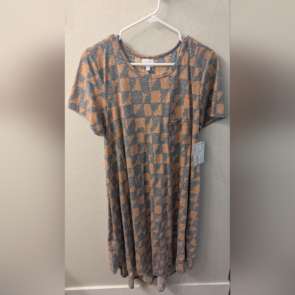 NWT! LuLaRoe Short Sleeve Carly Dress in Gray and Orange